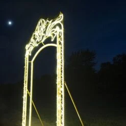 9.10' 2D Floral Christmas Frame - Photo Op Display 7 9.10' 2D Floral Christmas Frame - Photo Op Display -The King Of Christmas 2d 11012 d