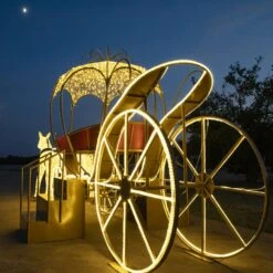 3D Carriage With Horses -The King Of Christmas 3d 11024 c