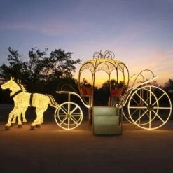 3D Carriage With Horses