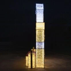 9.10' 3D Christmas Present - Photo Op Display 12 9.10' 3D Christmas Present - Photo Op Display -The King Of Christmas 3d 11028 f