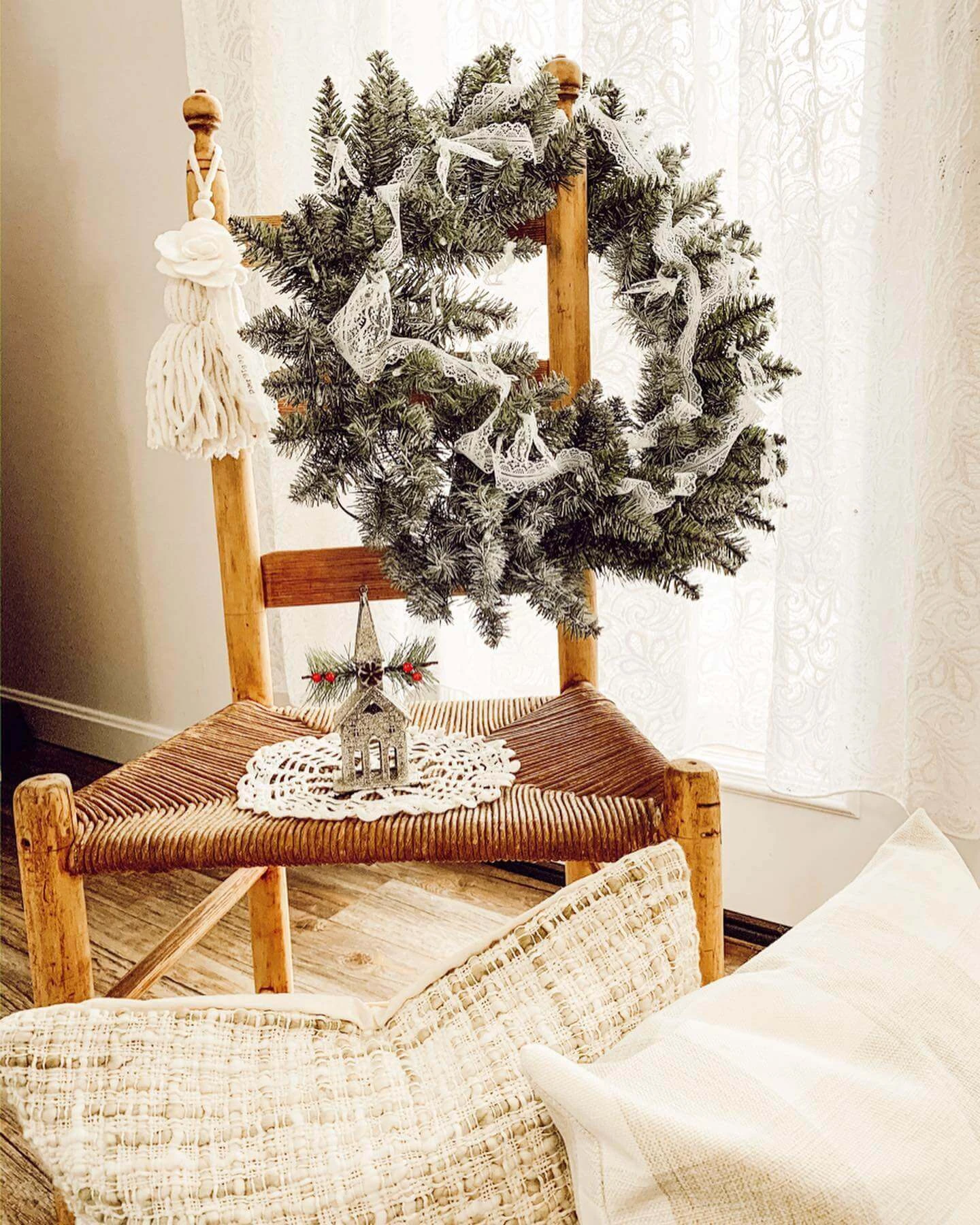 King Of Christmas 24" Tribeca Spruce Blue Wreath Unlit 5 King Of Christmas 24" Tribeca Spruce Blue Wreath Unlit - Image 5