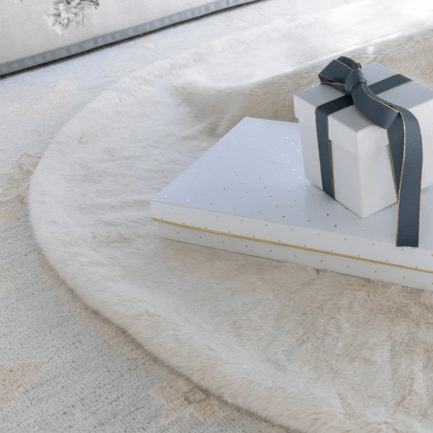 King Of Christmas 48" King Snow Faux Fur Tree Skirt 1 King Of Christmas 48" King Snow Faux Fur Tree Skirt