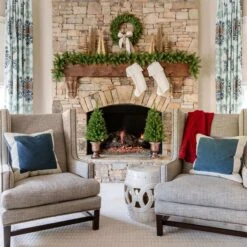 King Of Christmas Yorkshire Fir Collection 4-Piece Set With Warm White LED Lights (Battery Operated) -The King Of Christmas KOC2021TribecaSpruce