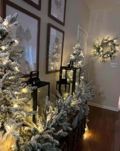 King Of Christmas 24" Queen Flock® Wreath With Warm White LED Lights (Battery Operated) -The King Of Christmas Queen Flock Wreath2